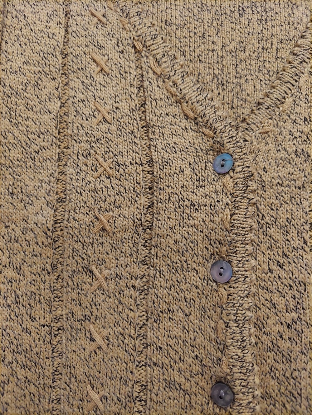 Guess Beige Sleeveless V-Neck Button Crop Top - Picture 3 of 4